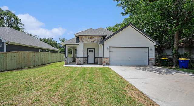 Photo of 918 E Elm St, Hillsboro, TX 76645