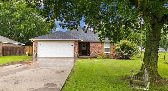 Photo of 404 Robertson St, Collinsville, TX 76233