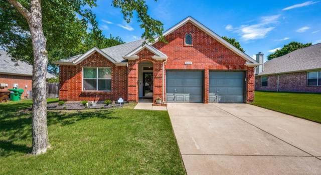 Photo of 3805 Luck Hole Dr, Denton, TX 76210
