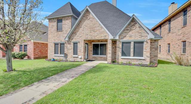 Photo of 130 Clear Creek Dr, Red Oak, TX 75154