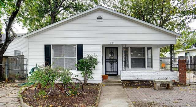 Photo of 304 E Fogg St, Fort Worth, TX 76110