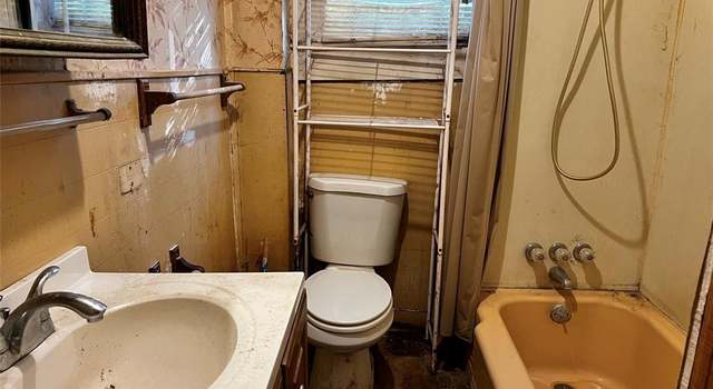 Photo of 1217 Avenue D, Brownwood, TX 76801