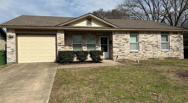 Photo of 3922 University Dr, Garland, TX 75043