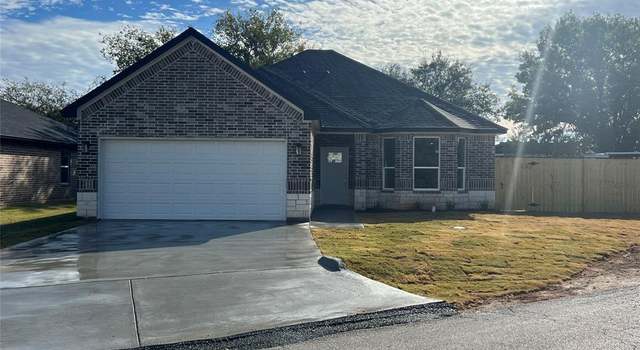 Photo of 2405 San Gabriel Dr, Granbury, TX 76048