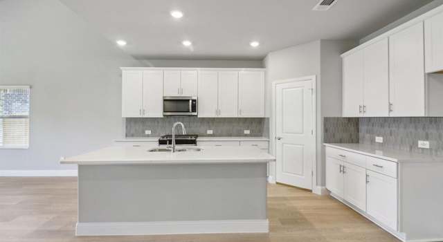 Photo of 340 Sierra Rdg, Lavon, TX 75166