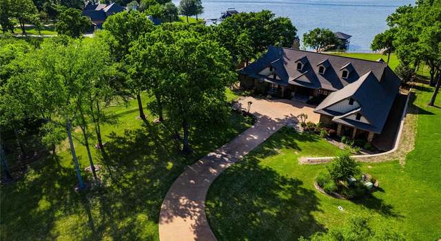 Photo of 100 Lakeside Ct, Malakoff, TX 75148