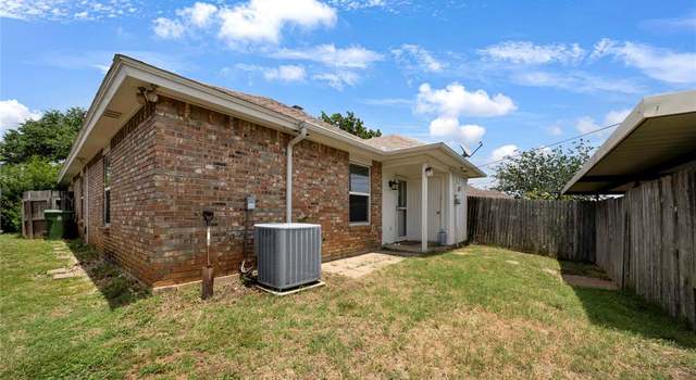 Photo of 7824, 7828 Cardinal Ct, North Richland Hills, TX 76180