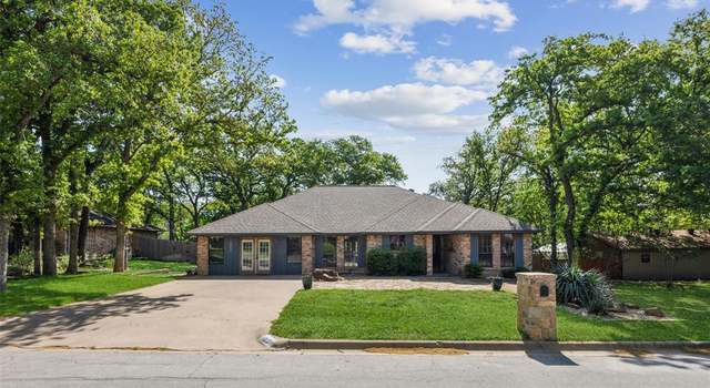 Photo of 1017 Wood Ridge Dr, Azle, TX 76020