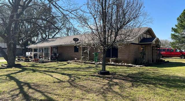 Photo of 425 E 3rd St, Blooming Grove, TX 76626