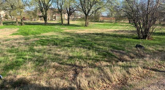 Photo of 713 N Lamar, Tioga, TX 76271