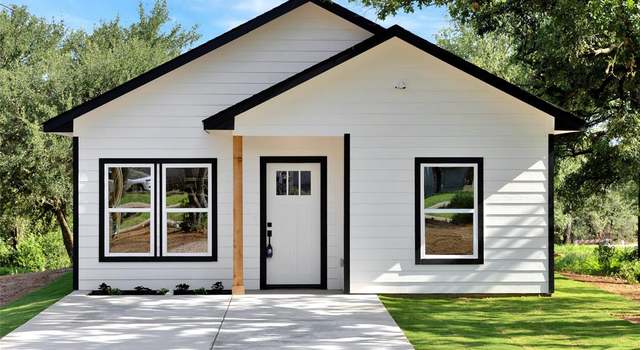 Photo of 817 SW 28th St, Mineral Wells, TX 76067