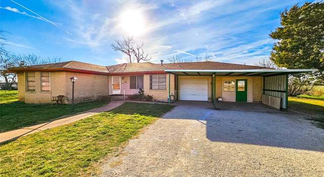 Photo of 114 Scott St, Tye, TX 79563