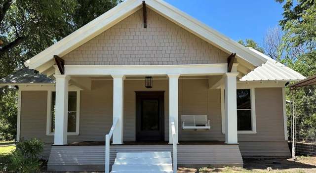 Photo of 611 E Grand, Comanche, TX 76442