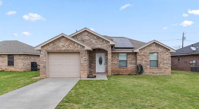 Photo of 1213 Newman, Iowa Park, TX 76367