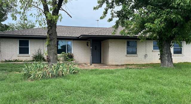 Photo of 2427 Davy Ln, Denison, TX 75020