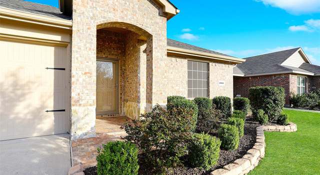 Photo of 2069 Enchanted Rock Dr, Forney, TX 75126