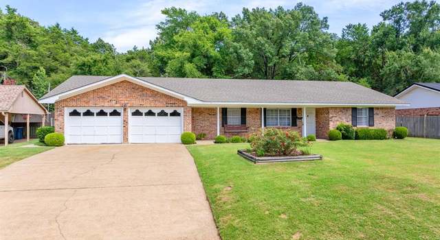 Photo of 805 Circle Dr, Winnsboro, TX 75494