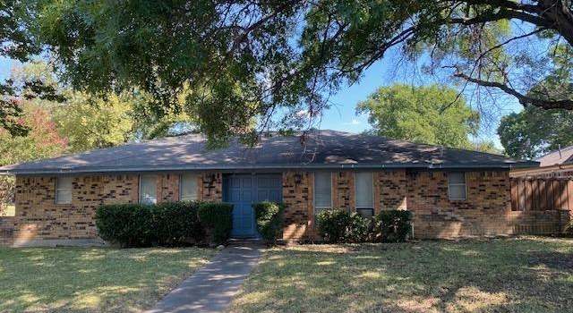 Photo of 1105 Briarbrook Dr, Desoto, TX 75115