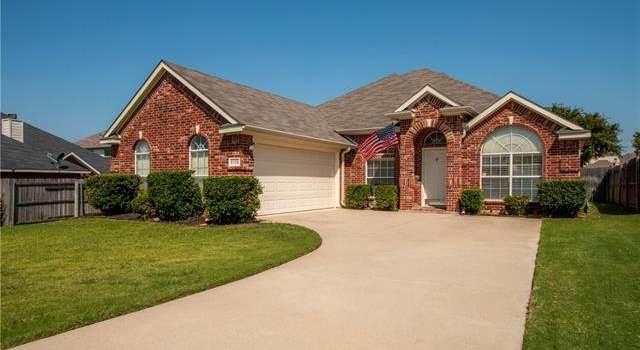 Photo of 5170 Brook Meadow Ln, Fort Worth, TX 76133