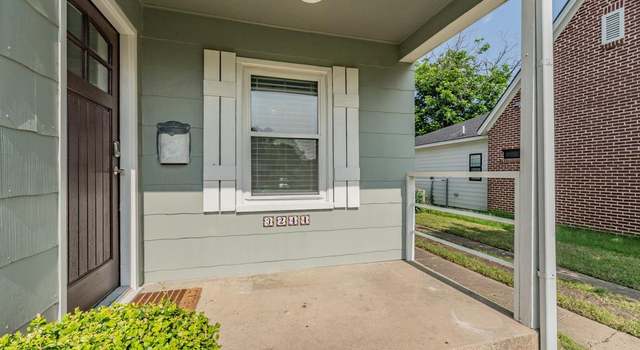 Photo of 3244 Sandage Ave, Fort Worth, TX 76109