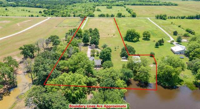 Photo of 393 Page Rd, Whitesboro, TX 76273