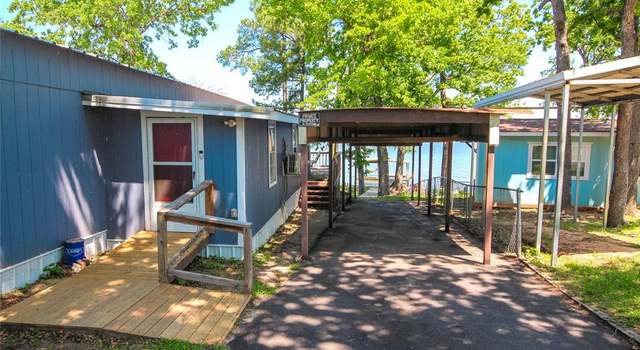 Photo of 955 Beachside Dr, Chandler, TX 75758