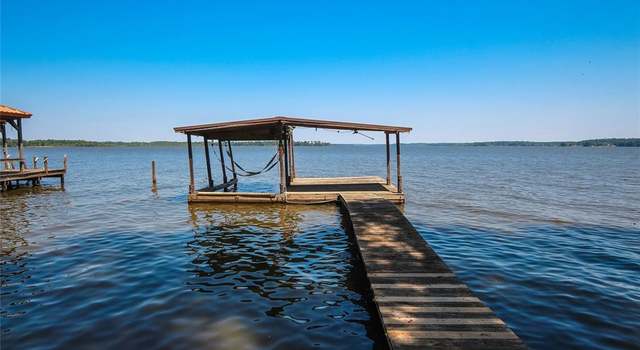 Photo of 955 Beachside Dr, Chandler, TX 75758