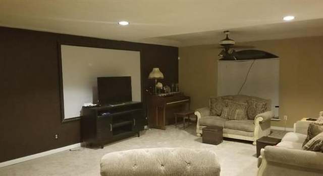 Photo of 8520 Prairie Hill Ln, Dallas, TX 75217