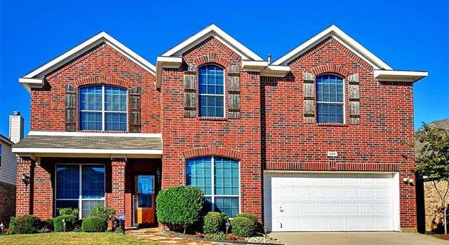 Photo of 524 W Clover Park Dr, Fort Worth, TX 76140