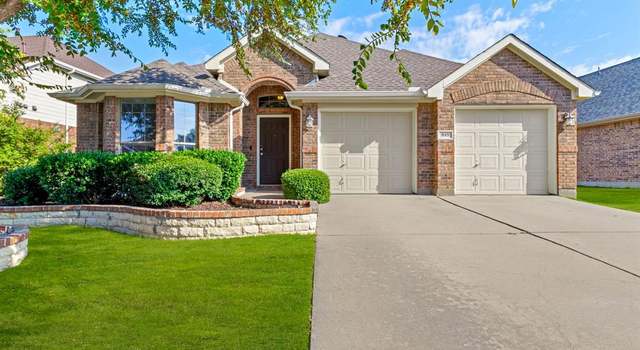 Photo of 819 Lake Forest Trl, Little Elm, TX 75068
