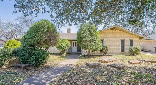 Photo of 5633 Westcreek Dr, Fort Worth, TX 76133
