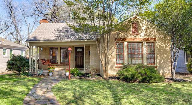 Photo of 1602 S Montreal Ave, Dallas, TX 75208