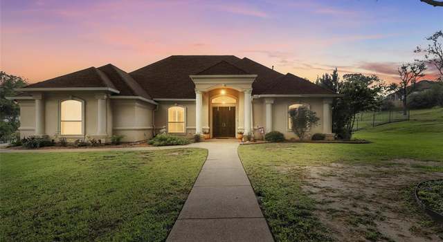 Photo of 140 Dustin Cir, Hudson Oaks, TX 76087