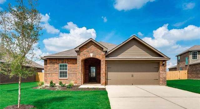 Photo of 1713 Blue Water Ct, Crowley, TX 76036
