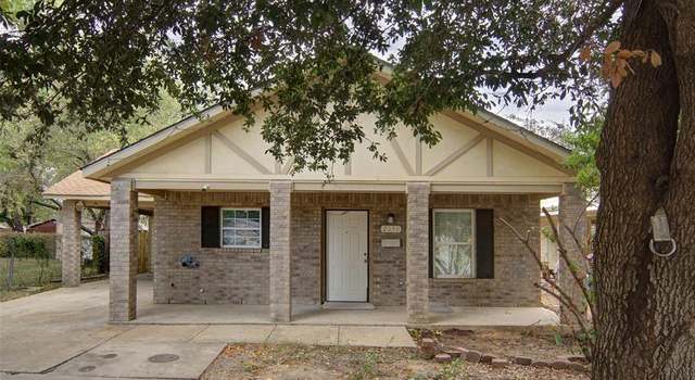 Photo of 2030 Spikes St, Grand Prairie, TX 75051