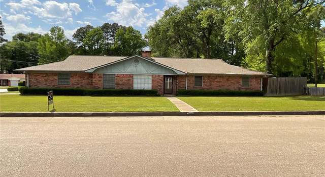 Photo of 2305 Neal St, Longview, TX 75602