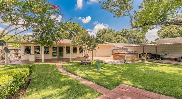 Photo of 5828 Westcrest Dr W, Edgecliff Village, TX 76134