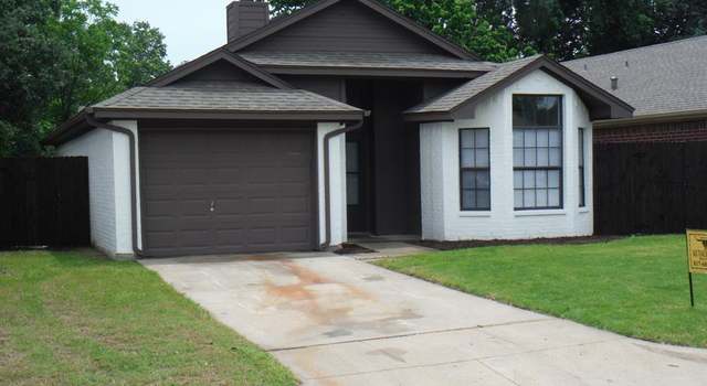 Photo of 1445 Eastview St, Fort Worth, TX 76134