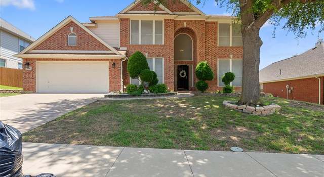 Photo of 4620 Friars Ln, Grand Prairie, TX 75052