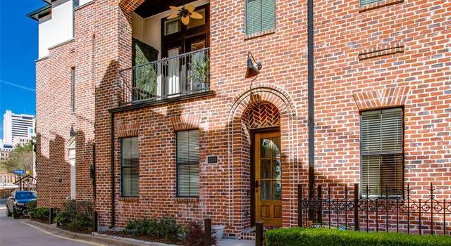 Photo of 2121 Diversey St, Dallas, TX 75201
