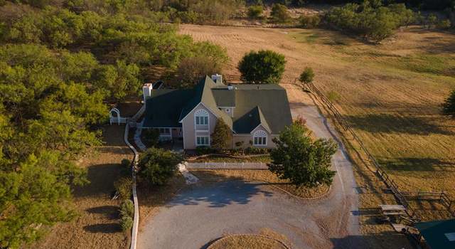 Photo of 601 N Carroll St, Henrietta, TX 76365