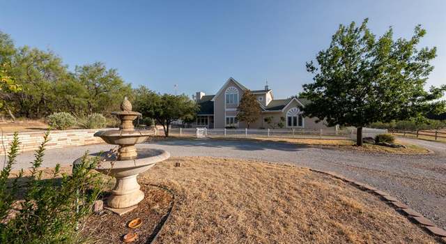 Photo of 601 N Carroll St, Henrietta, TX 76365