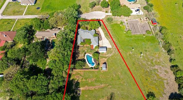 Photo of 6 Broadmoor Way, Lucas, TX 75098