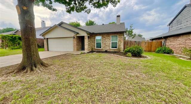 Photo of 1711 Oxford Dr, Mansfield, TX 76063
