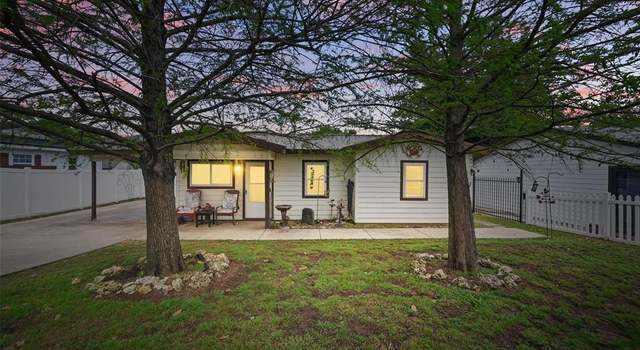 Photo of 416 Churchill Rd, Fort Worth, TX 76114