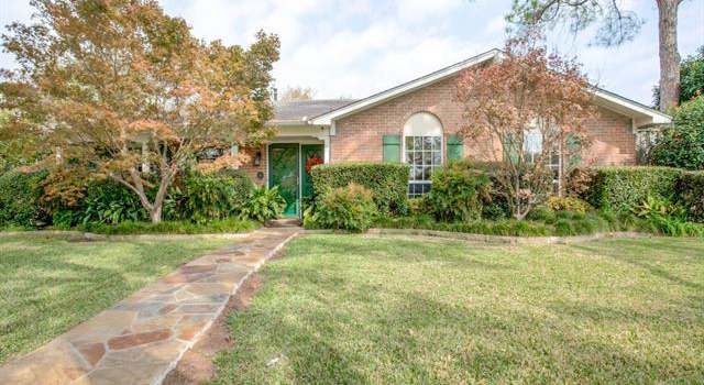 Photo of 413 Colonial Dr, Garland, TX 75043