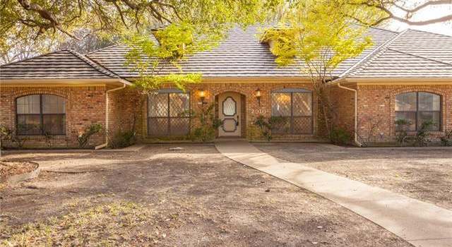 Photo of 2910 Faulkner Dr, Rowlett, TX 75088