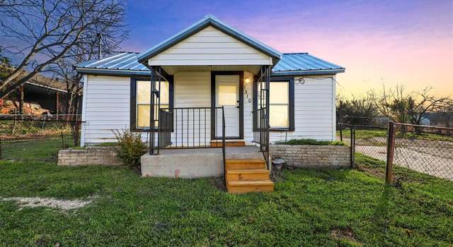 Photo of 1310 N Rusk St, Weatherford, TX 76086