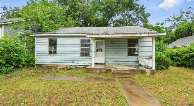 Photo of 3824 Stuart Dr, Fort Worth, TX 76110