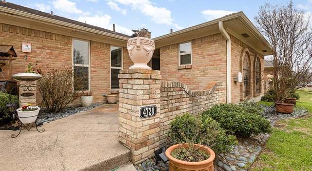 Photo of 4728 Berridge Ln, Dallas, TX 75227